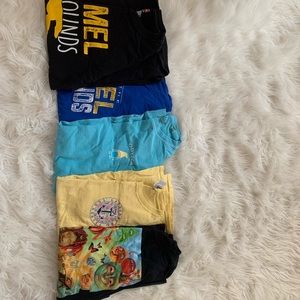 bundle of 6 tee shirts